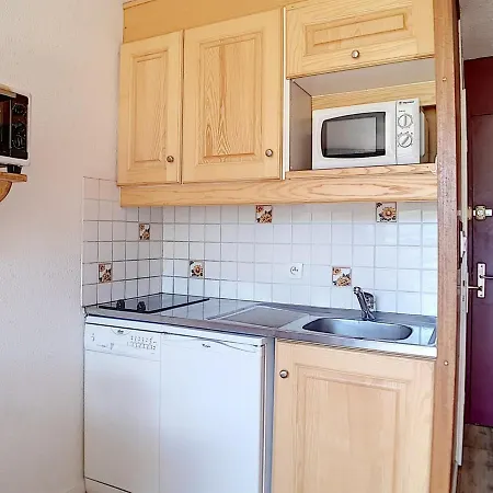 Studio Les Menuires, 1 Piece, 3 Personnes - Fr-1-344-177 Апартаменты *